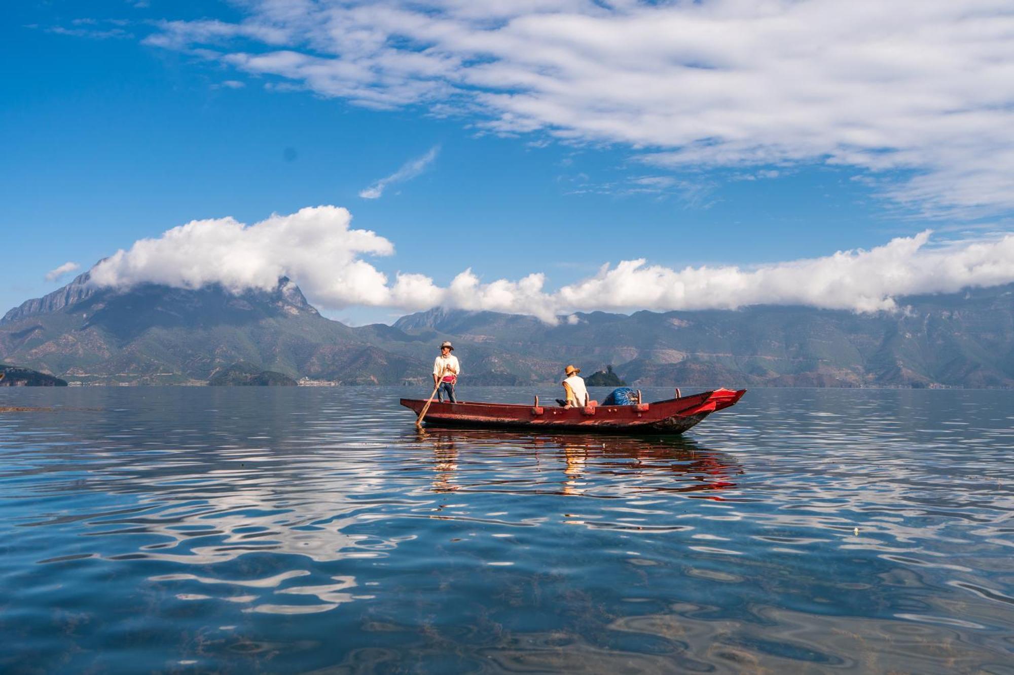 Hotel Indigo Lugu Lake By Ihg Lijiang  Exterior foto