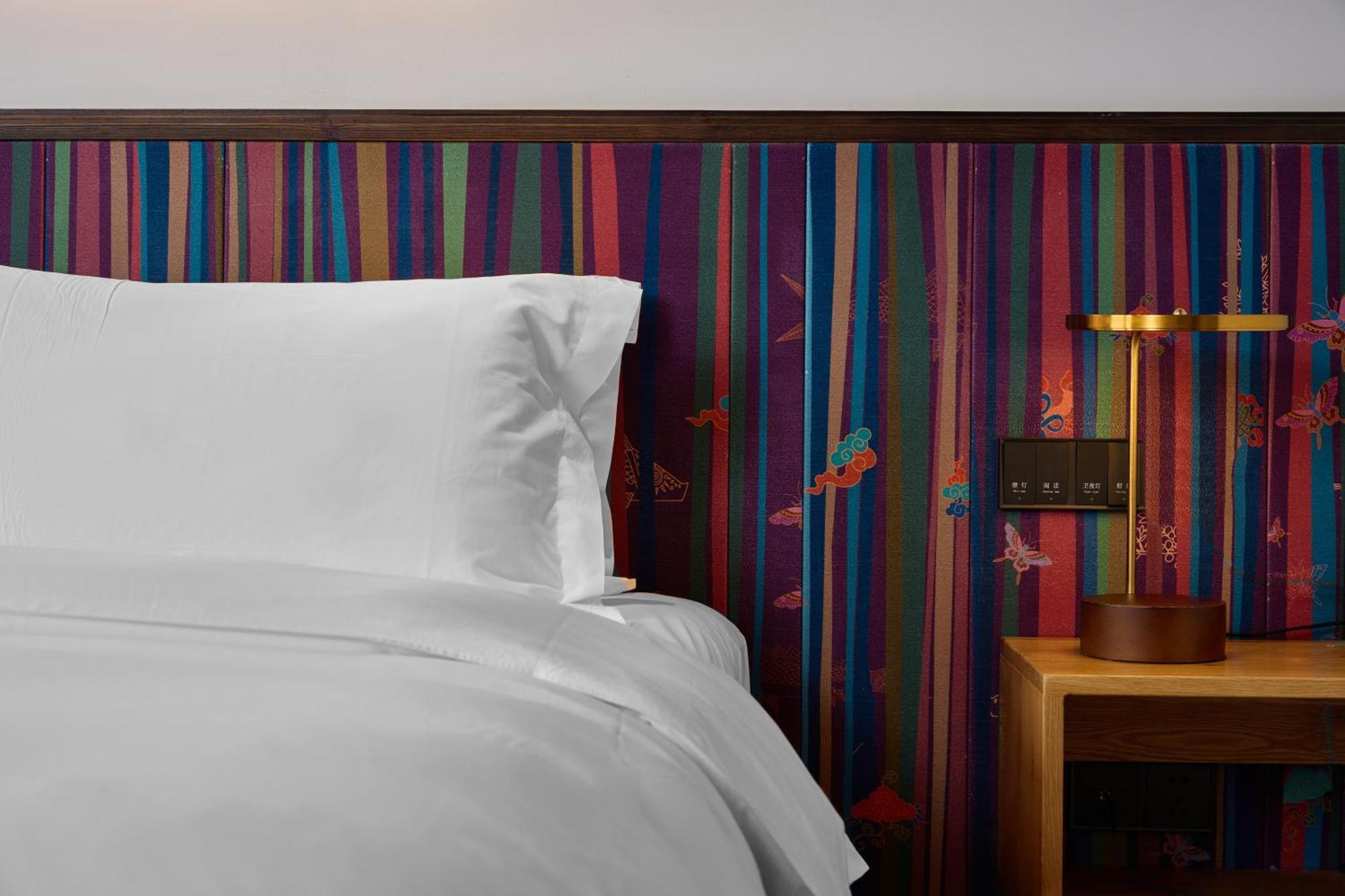 Hotel Indigo Lugu Lake By Ihg Lijiang  Exterior foto
