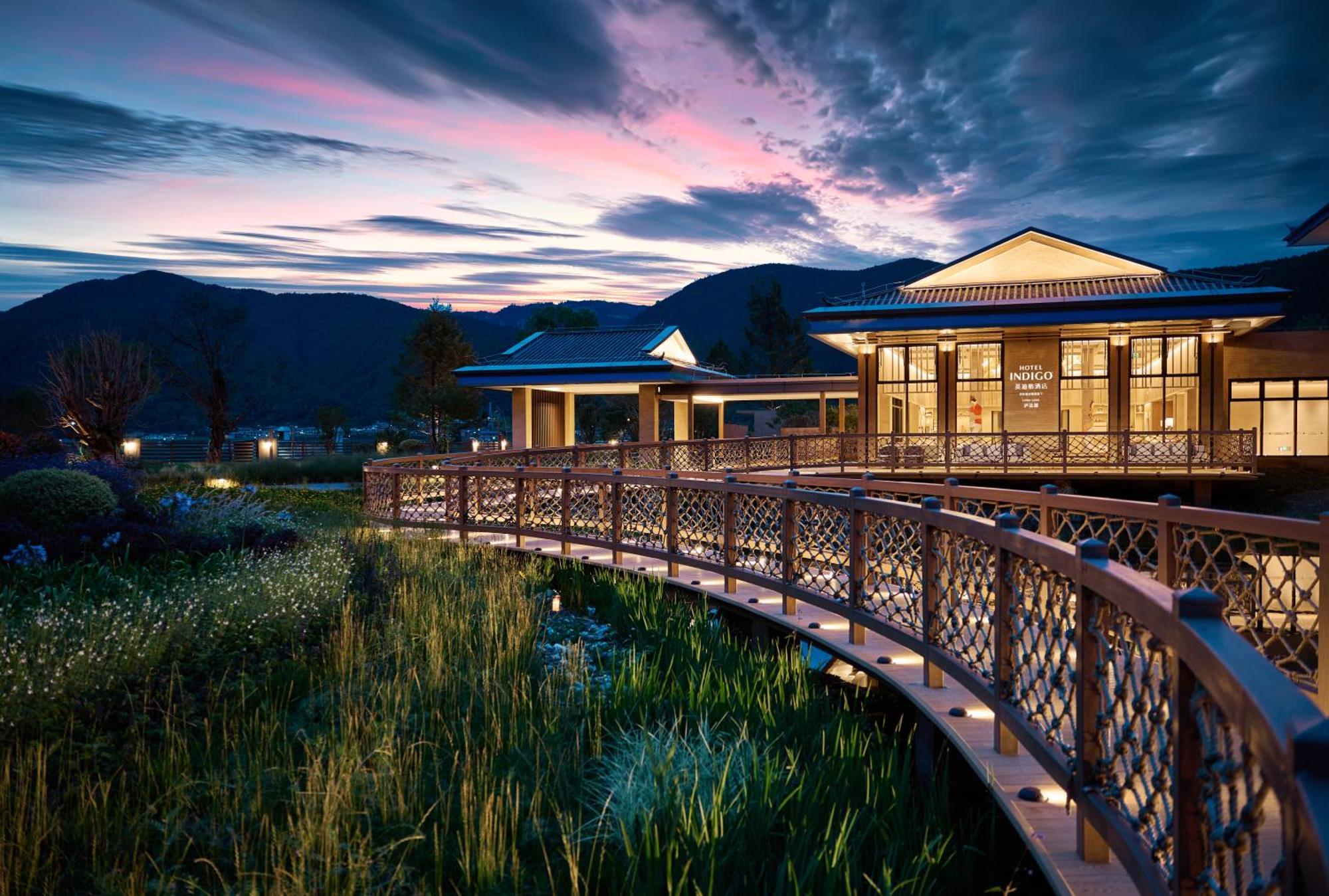 Hotel Indigo Lugu Lake By Ihg Lijiang  Exterior foto